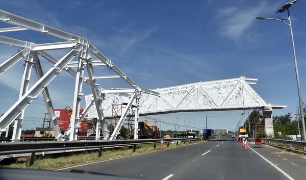 Puentes peatonales, históricamente abandonados y derrumbados - Nacionales - ABC Color