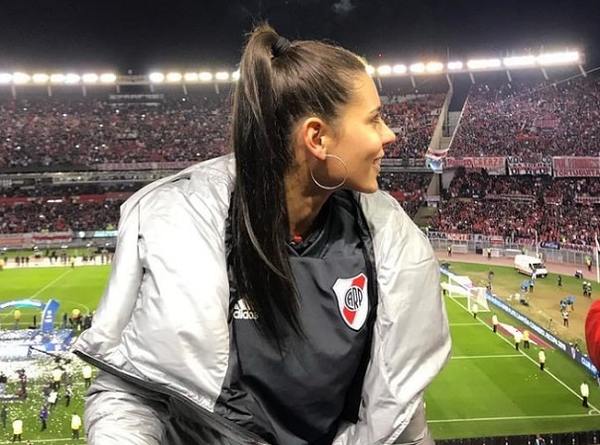 Periodista "apuesta" un embarazo por la clasificación de River