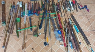 Incautan cuchillos y estoques tras requisa en el penal de CDE