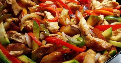 La Nación / Receta LN: salteado de pollo con verduras