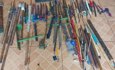 Incautan variedades de armas blancas durante requisa en la cárcel