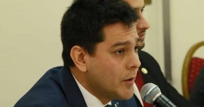 La Nación / Viceministro fue escrachado por su expareja: “De caradura hablamos Daniel”
