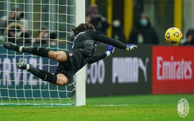 El Milan sobrevive en la Copa ante el Torino en la tanda de penales - Fútbol - ABC Color