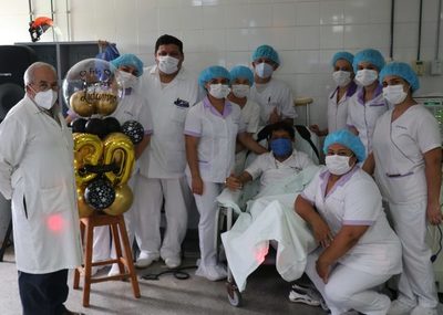 Ejemplo de persistencia: Paciente lleva 30 años dializándose en Clínicas » San Lorenzo PY