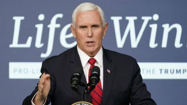 Pence rechaza invocar la 25ª Enmienda para apartar del cargo a Trump