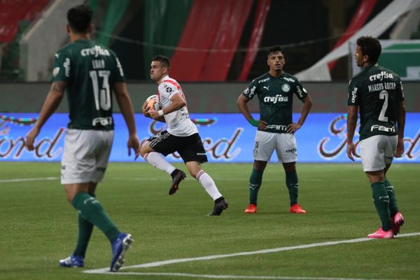 Con el VAR a su favor, un horrible Palmeiras pasa a la final | OnLivePy