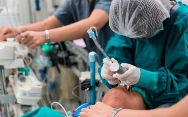 Al “debate” de “me vacuno o no” contra el covid, responden: “¿Prefieren estar intubados en terapia intensiva?” - ADN Digital