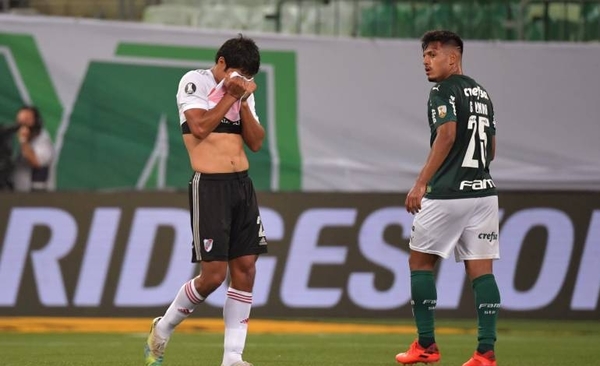 HOY / Palmeiras resiste la presión de River y clasifica para su quinta final