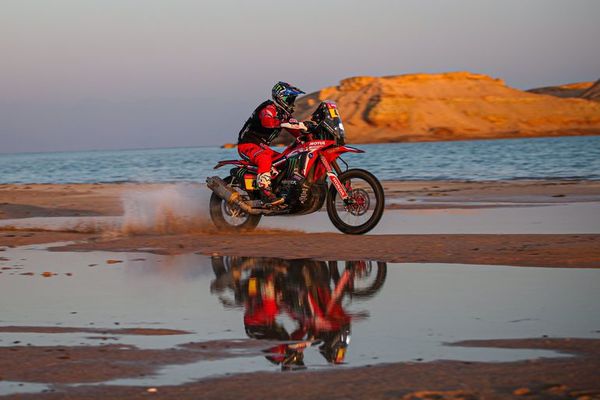 José Cornejo, líder en motos, abandonó el Rally Dakar - Automovilismo - ABC Color