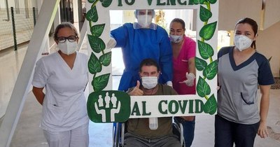 La Nación / Altas de los pacientes son un estímulo paramédicos y enfermeros