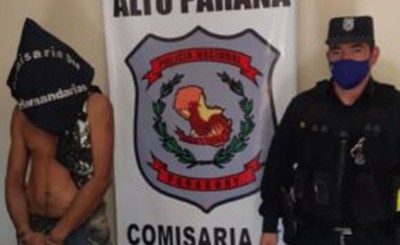 Intentó agredir con una varilla a su madre y a su hermana