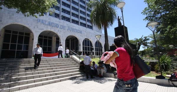 La Nación / “Abogados entorpecen funcionamiento del Poder Judicial con chicanas”, afirmó Granada Salaberry