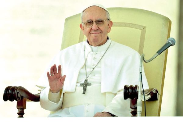 Papa Francisco fue vacunado contra covid-19 en el Vaticano - Mundo - ABC Color
