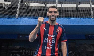 Boselli: “Este es un club grande y estamos obligados a ganar”