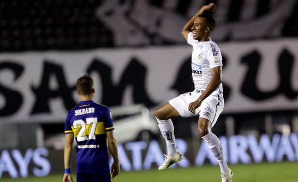 HOY / Santos golea a Boca y jugará final brasileña con Palmeiras
