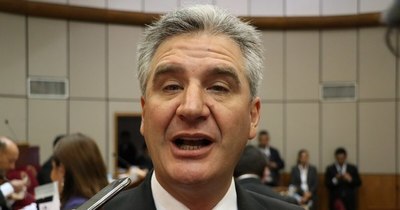 La Nación / Pedido de juicio político a Abdo impulsado por el FG “es totalmente falso”, afirman