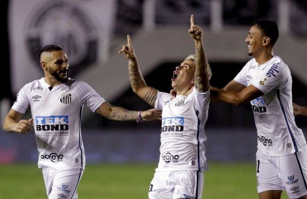 Santos aplasta a Boca Juniors y avanza a la final de la Copa Libertadores