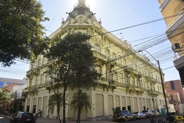 Hacienda empieza a pagar deuda pendiente de 2020 - Nacionales - ABC Color