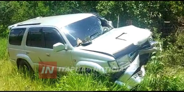 CAMIÓN EN MARCHA ATRÁS COLISIONÓ CONTRA CAMIONETA EN ITAPÚA POTY