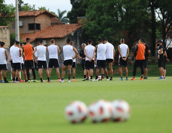 Olimpia arranca la pretemporada con caras nuevas