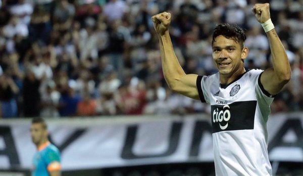 Saúl Salcedo y Walter González están cerca de volver a Olimpia