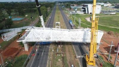 Wiens ordena intervención de Dirección de Obras Públicas por multimillonaria pasarela