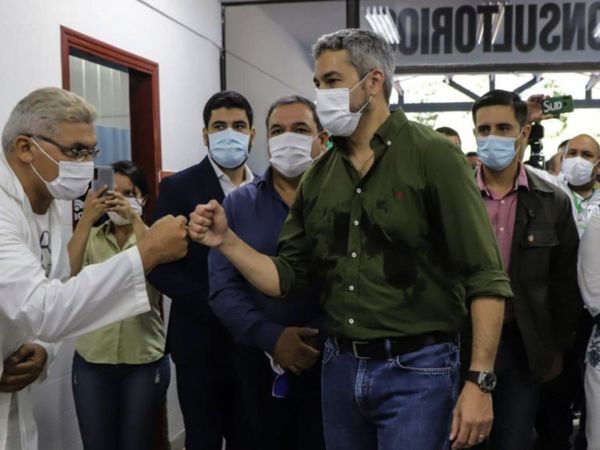 Marito no enfrenta los escándalos de corrupción y solo lanza desafíos