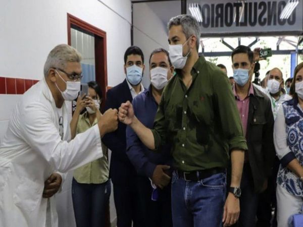 Marito no enfrenta los escándalos de corrupción y solo lanza desafíos