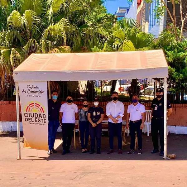 Instan a acudir a oficina de Defensa del Consumidor en centro de CDE