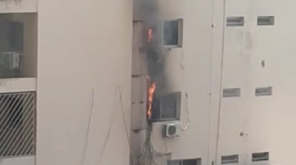 Principio de incendio afecta edificio de la Vicepresidencia | Noticias Paraguay