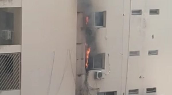 Principio de incendio afecta edificio de la Vicepresidencia – Prensa 5