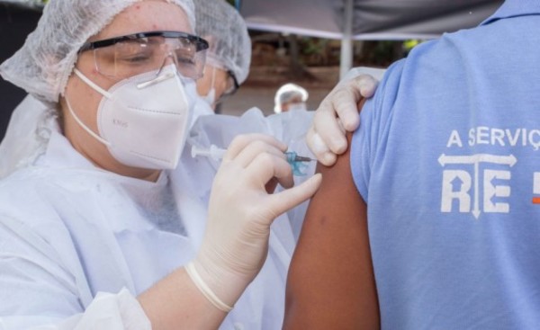 Foz do Iguaçu comenzará a vacunar contra el covid en la próxima semana