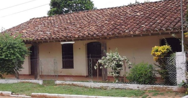 La Nación / Pretenden amurallar la Casa Varela, en San José de los Arroyos