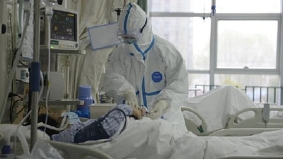 Alemania superó dos millones de casos de coronavirus y Angela Merkel analiza endurecer las restricciones