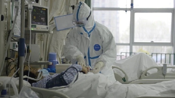 Alemania superó dos millones de casos de coronavirus y Angela Merkel analiza endurecer las restricciones