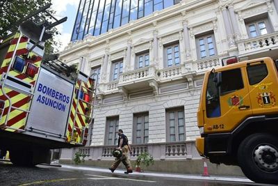 Recuedan los cuatro factores que causan incendios en casas y edificios - Nacionales - ABC Color