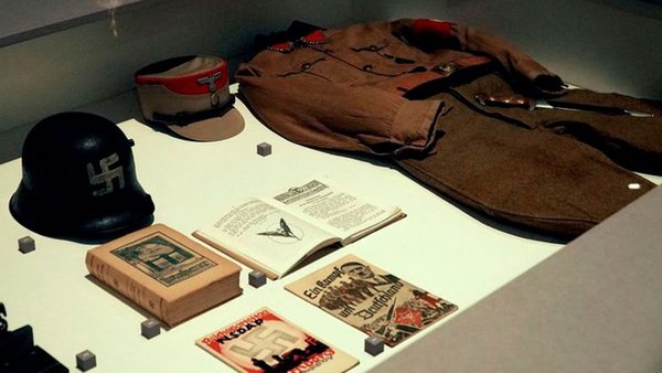 El Centro Simon Wiesenthal repudió una exhibición de objetos nazis en Paraguay