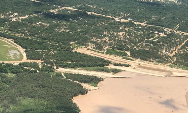 Verifican caudal y canales internos del río Pilcomayo