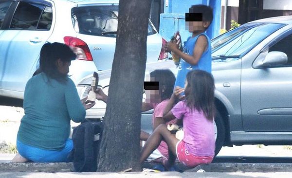 Niños son alquilados para mendigar y muchos obligados a vender droga