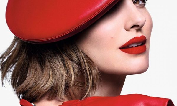 Rouge Dior 2021 junto a la actriz Natalie Portman
