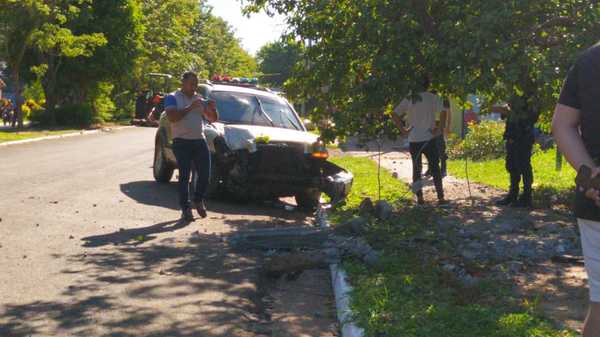 MENOR EBRIO CHOCÓ CONTRA  UNA COLUMNA EN CNEL. BOGADO. 