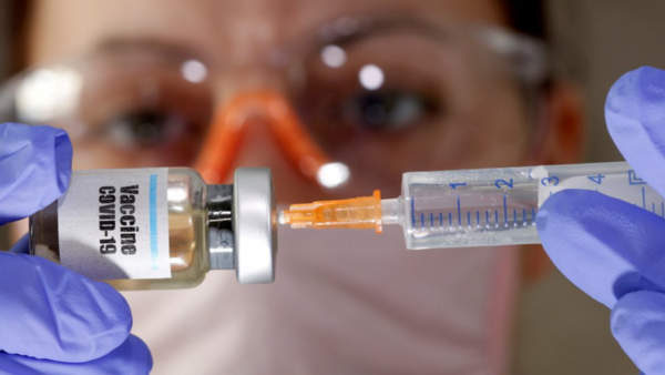 Noruega advierte sobre los riesgos de vacunación para pacientes enfermos mayores de 80 años
