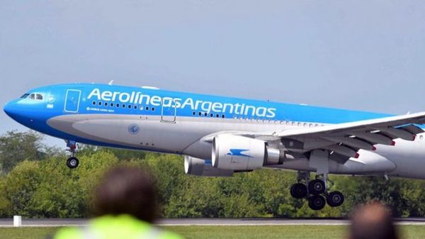 Llegó el vuelo de Aerolíneas Argentinas con la segunda dosis de la vacuna Sputnik V
