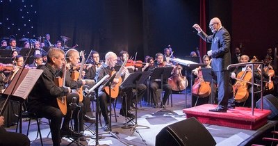 La Nación / Sinfónica Nacional y Trío Cardoso lanzan “Kosmos”