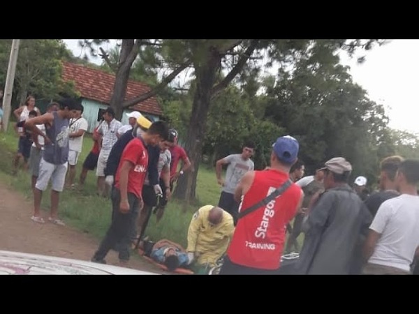 CHOQUE DEJA DOS MOTOCICLISTAS HERIDOS EN CAMBYRETÁ