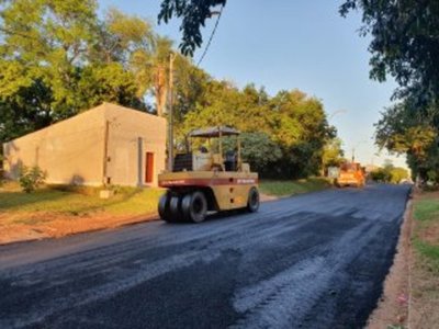 DISPONEN 30 NUEVAS CUADRAS DE ASFALTADO EN CNEL. BOGADO