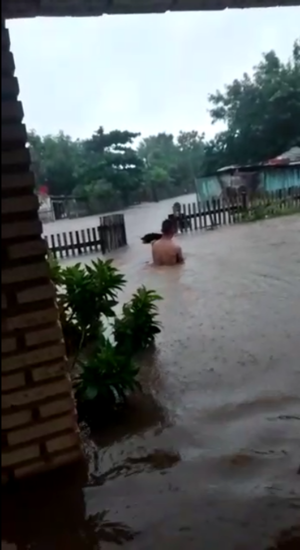 Fuertes lluvias provocan inundaciones en Concepción