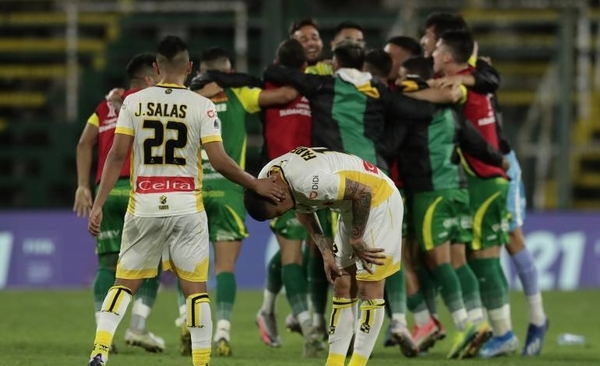 HOY / Defensa derrotó a Coquimbo y definirá el título ante Lanús