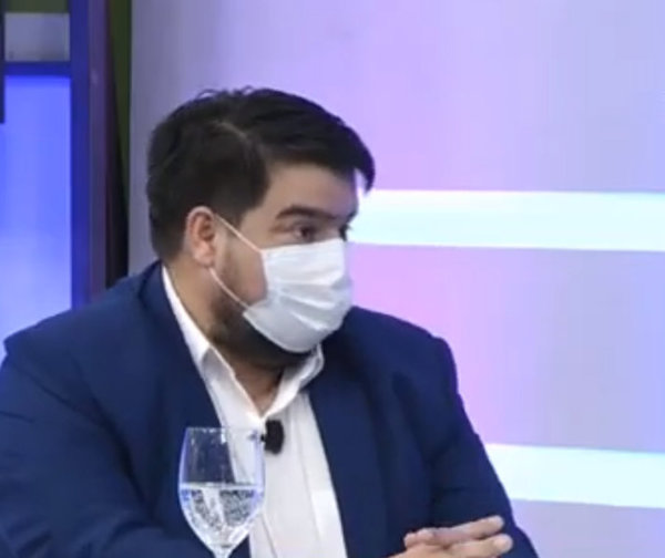 COVID-19: “Estamos a un paso del colapso”, según Dr. Roque Silva