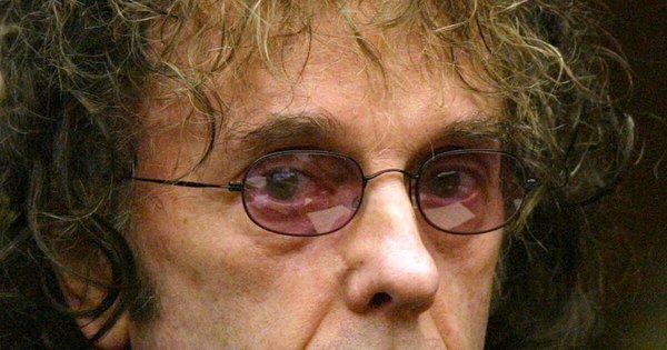La Nación / Falleció el productor Phil Spector, genio con un lado oscuro